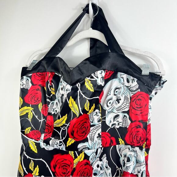 Dress Tells New Skull Roses Print Halter Tie Neck Fit & Flare Mini Dress Large - Picture 4 of 12